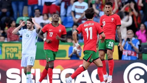 亚特兰大与拉齐奥意甲对决握手言和